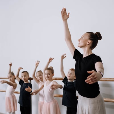 boys and girls ballet class.jpg