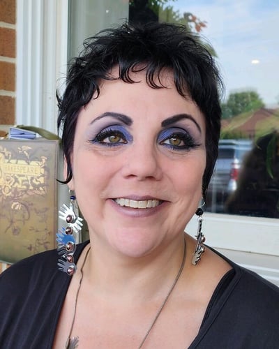Tara L.