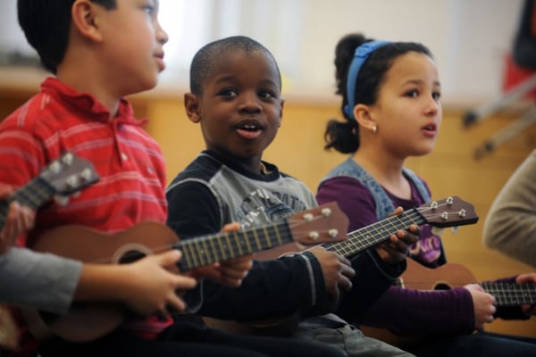 Strum & Sing: Ukulele Adventures!