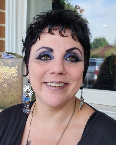 Tara L.