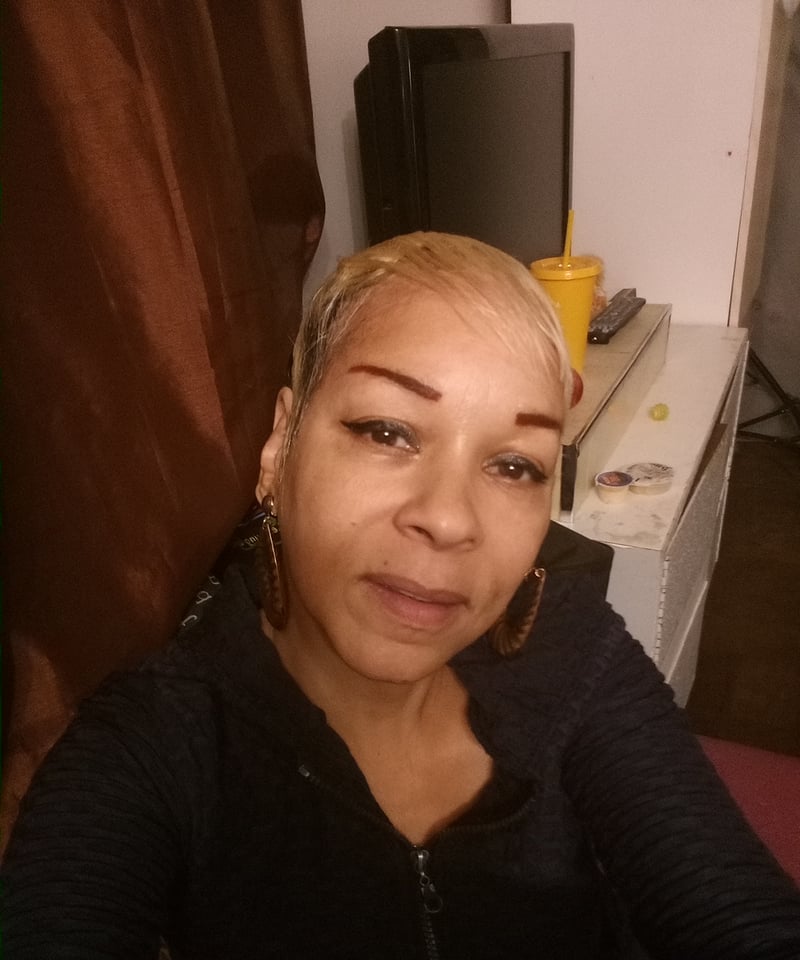 Lisa L.
